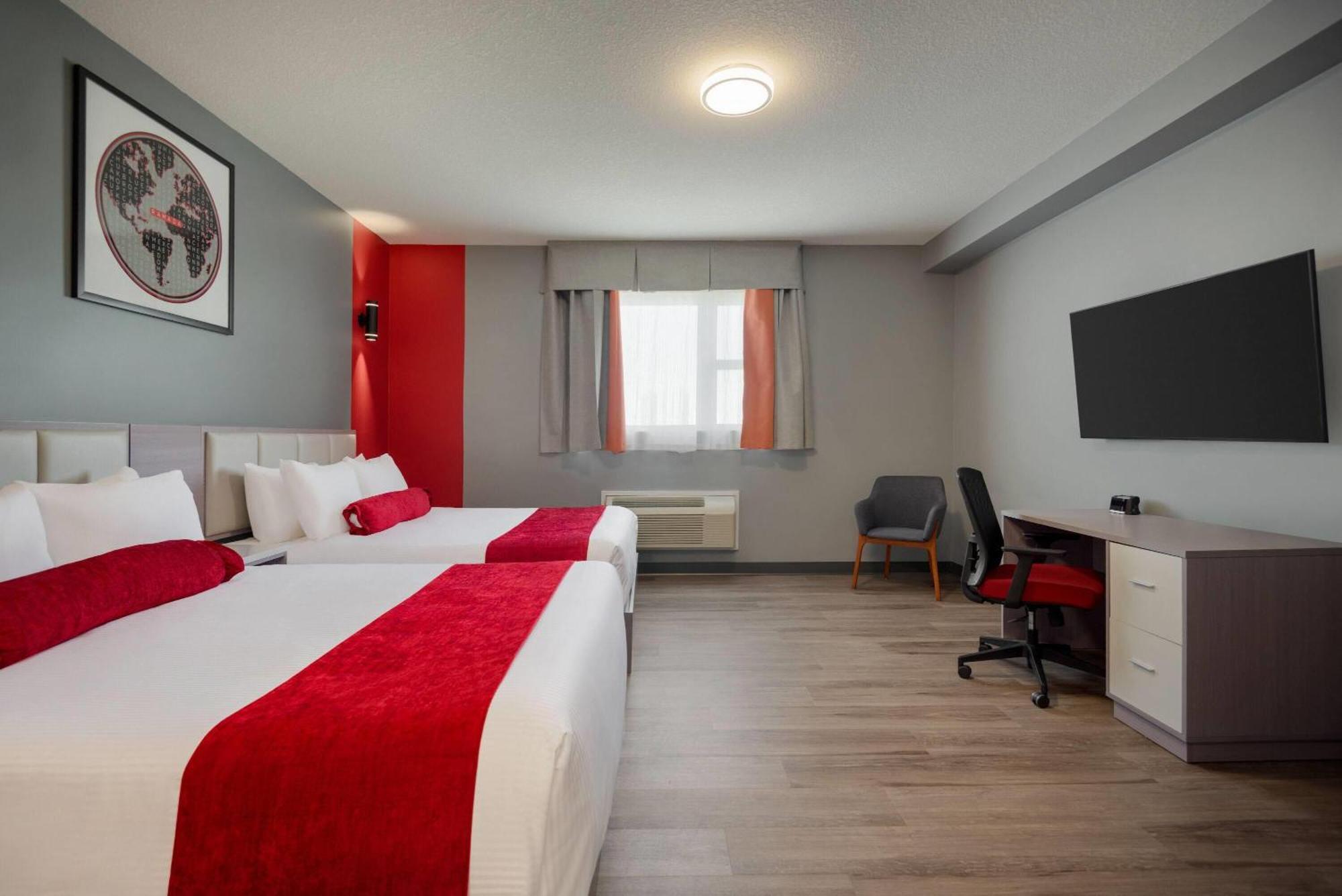 Ramada By Wyndham West Edmonton Hotel & Suites Exteriör bild